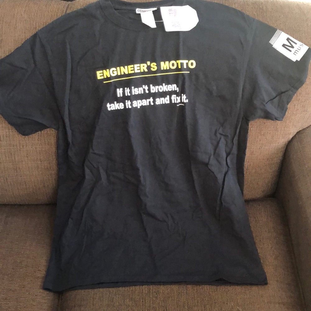 NWT Engineering T Shirt MIT Museum Adult Large Black